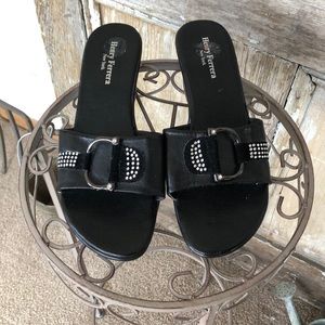 🤑 NWOT Wedge sandals